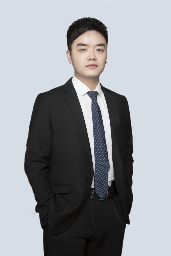朱华龙.jpg